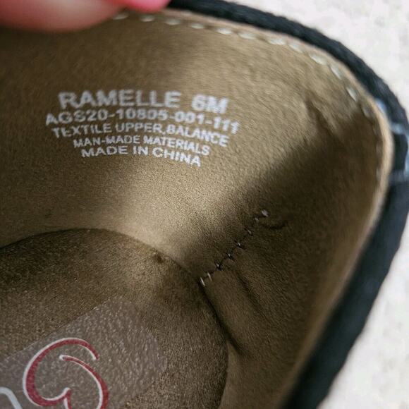 True Barefoot Leopard Pointed Toe Flats Ramelle Size 6 NWB - Picture 12 of 12